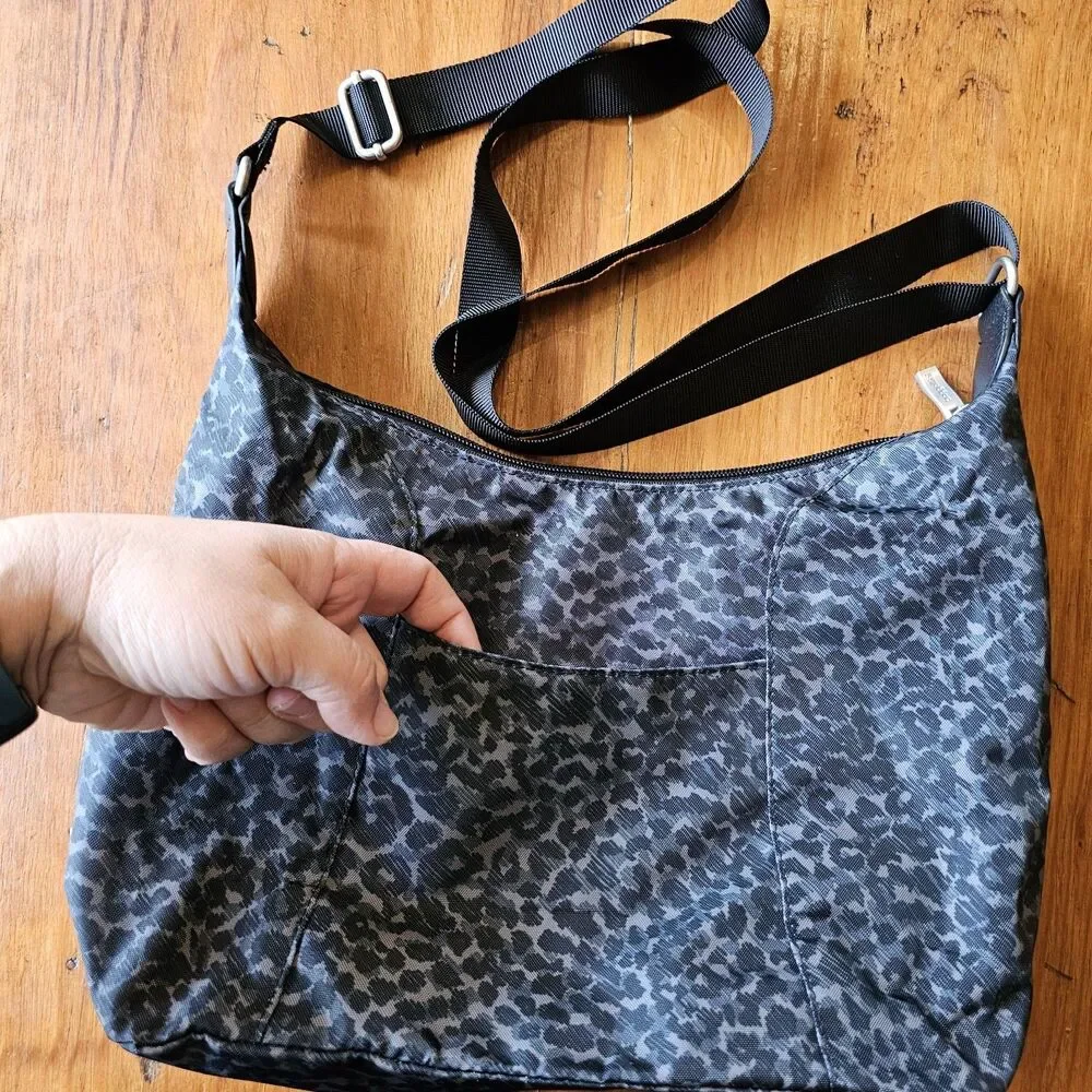 Baggallini Leopard Print Gray Crossbody Hobo Lightweight Medium Washable Travel